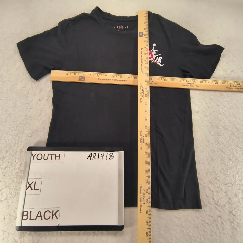 Nike Air Jordan Short Sleeve Graphic Shirt Youth Boys Size Extra Large XL Black
